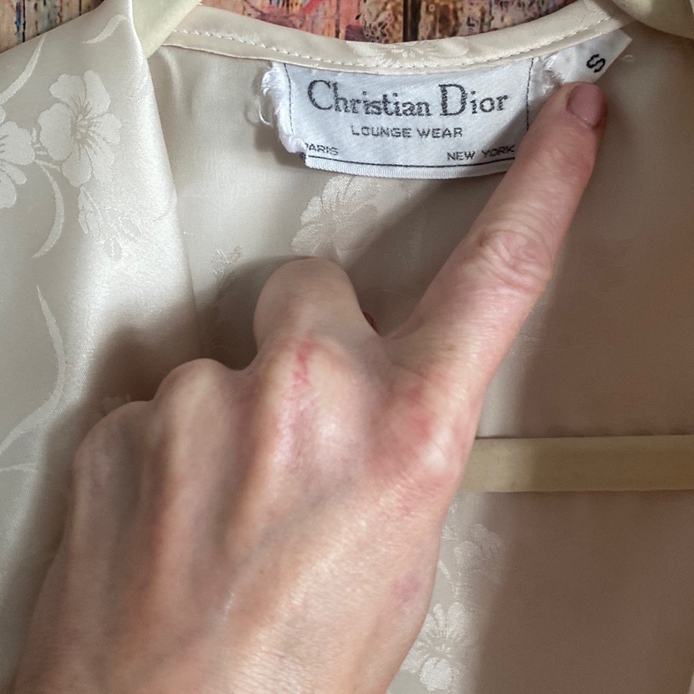 VINTAGE DIOR WEDDING ROBE - Picture 12 of 14